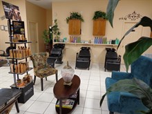 The Grand Reveal Salon And Spa in Panama City