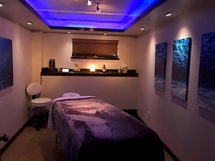 Mount Royal Spa in Frisco