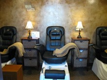 De’luxe  Salon and Day Spa in Draper