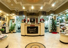 Second Glance Salon in Edison