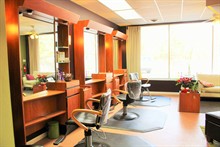 Salon Texture in Kirkwood