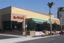 Lux Nail Spa in Redondo Beach