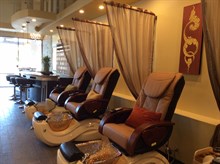 Oaks Natural Spa and Nail Salon in Thousand Oaks