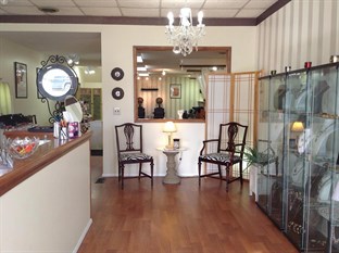 A Touch of Class Salon and Spa in Jacksonville