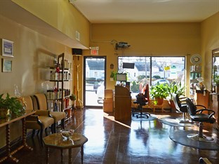 Segovia Salon in Milford