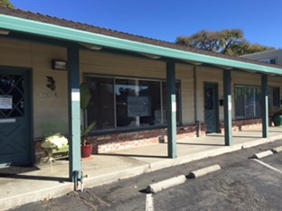 Cuts & Curls in Capitola