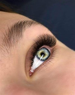 Lashes Pro in Hallandale Beach